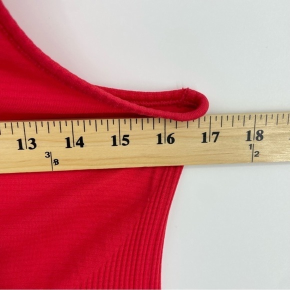 Zyia Red Pink Poppy Copper Infused Tank Odor Blocking Anti chafing M - Picture 8 of 8